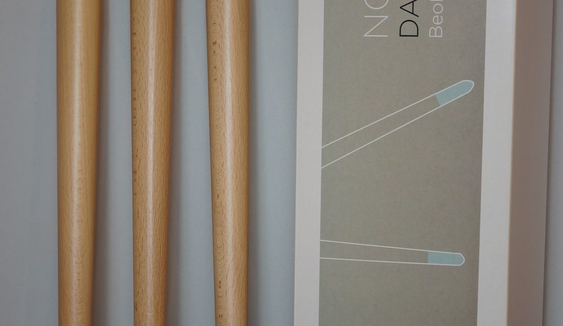 Standfüße und Abdeckung BeoPlay A9 Nordic Sky Dawn | Beech